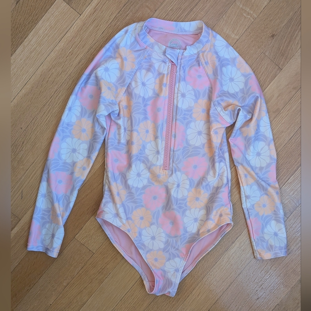 WonderNation Floral Long Sleeve Girls Swimwear. Pink/Purple Size S (6-6X)